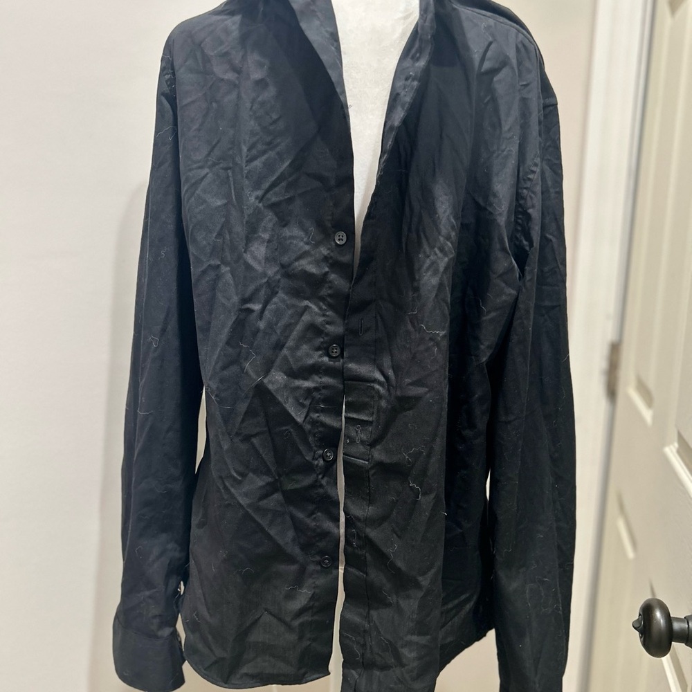 H&M Men's Black Dress Shirt - Picture 2 of 2